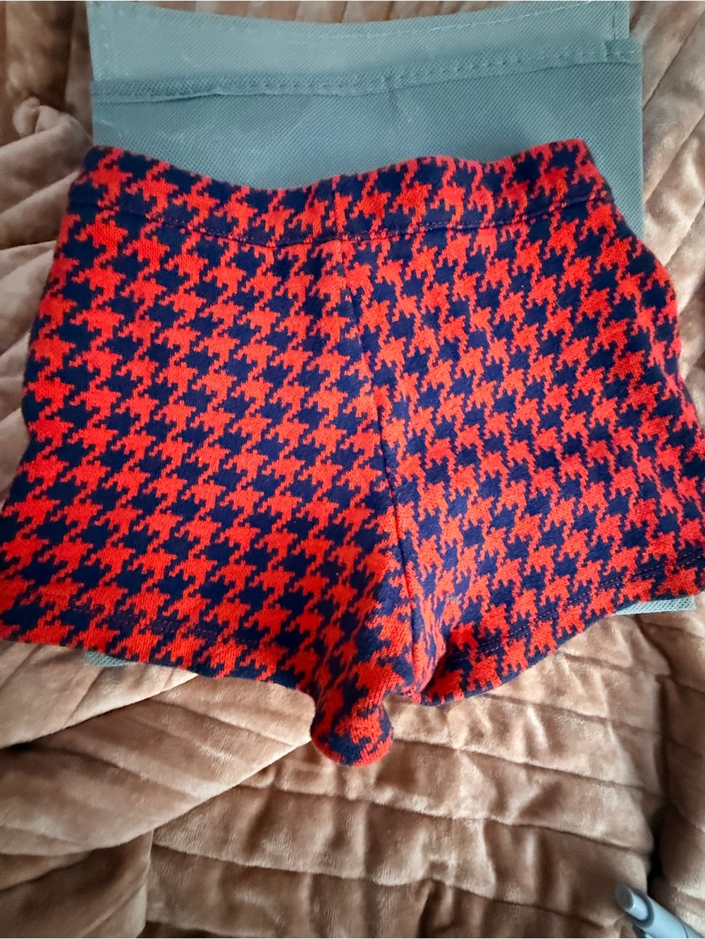 Janie and Jack Red & Navy Houndstooth Knit Shorts